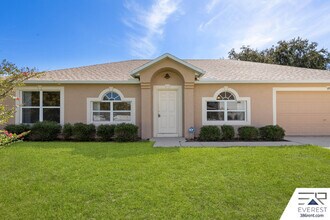 47 Seamanship Trail in Palm Coast, FL - Building Photo - Building Photo