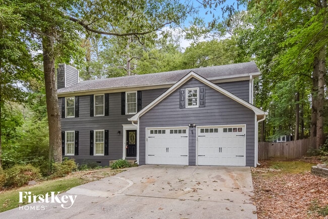 property at 1214 Hollytree Ct