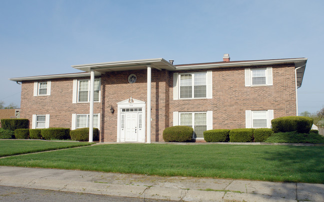 438 Washington St in Hobart, IN - Foto de edificio - Building Photo