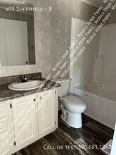 409 Sherwood Dr in New Kensington, PA - Building Photo - Building Photo