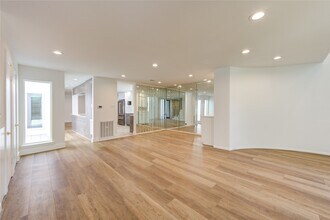 7612 Olympia Dr in Houston, TX - Building Photo - Building Photo