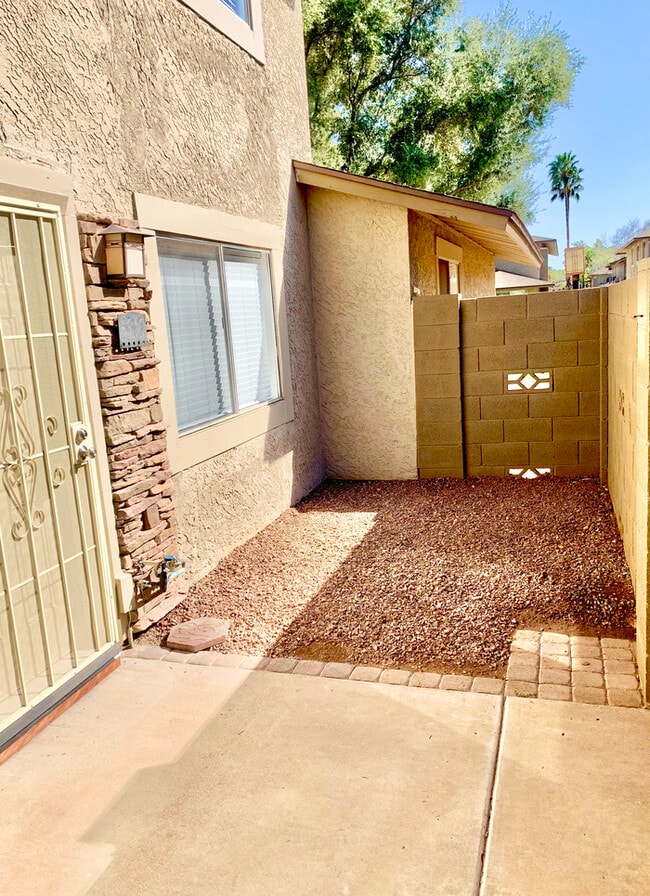 8546 E Belleview St in Scottsdale, AZ - Building Photo - Building Photo