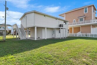 13014 John Reynolds Rd in Galveston, TX - Building Photo - Building Photo