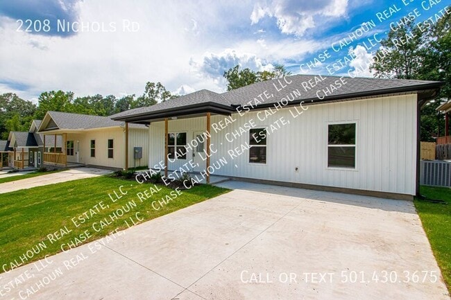 2208 Nichols Rd in Little Rock, AR - Building Photo - Building Photo