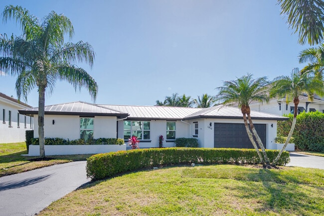 property at 1410 Curlew Ave