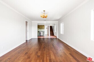 5129 Chester St in Los Angeles, CA - Building Photo - Building Photo