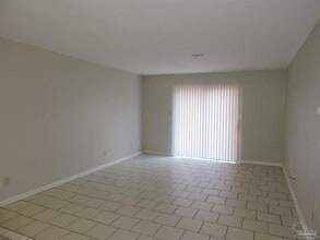 130 E 9 Mile Rd in Pensacola, FL - Building Photo - Building Photo