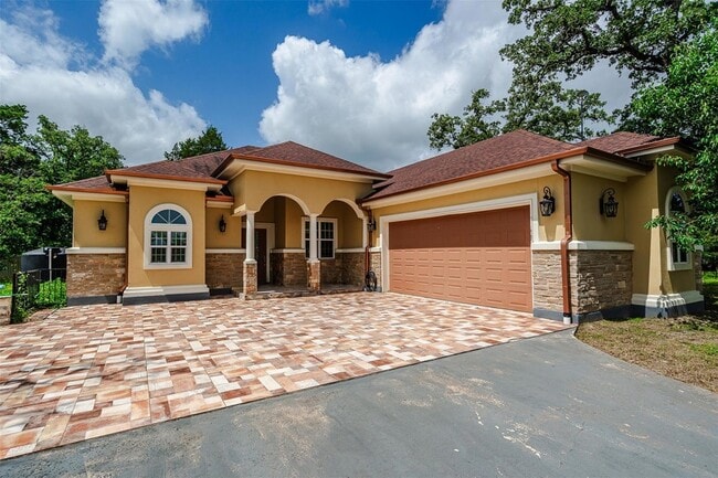 property at 295 Pine Valley Loop