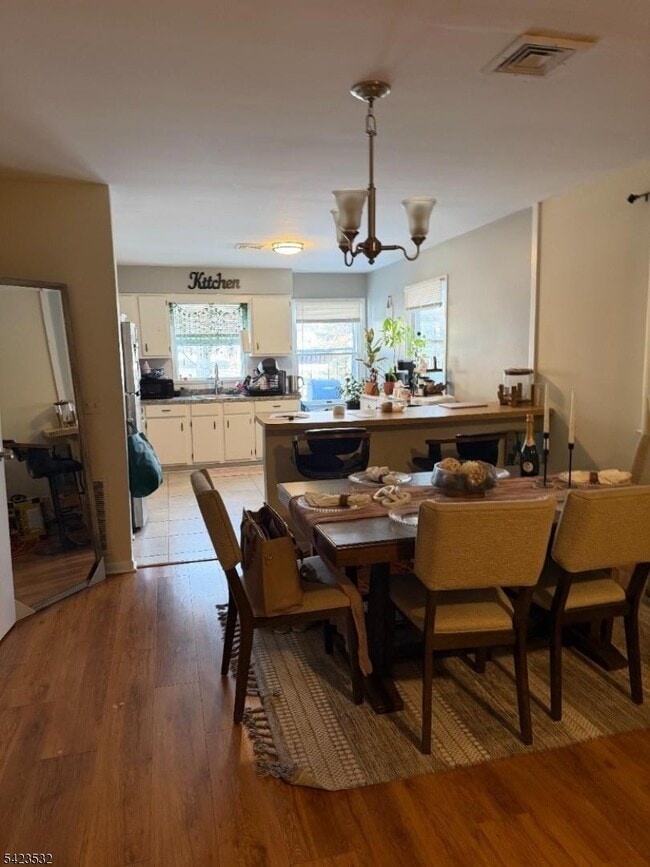 43 Chestnut St in West Orange, NJ - Building Photo - Building Photo