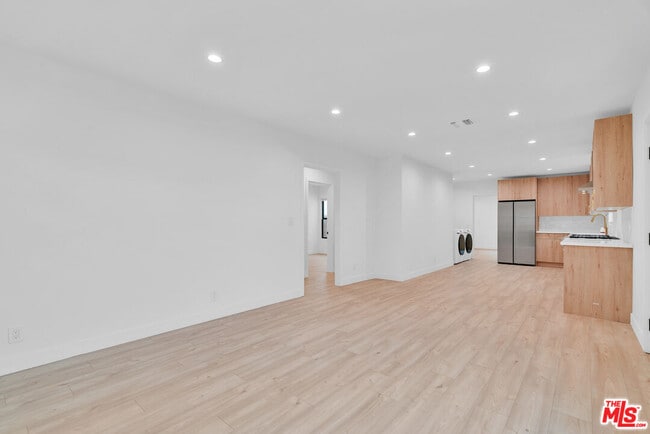 2902 West Blvd in Los Angeles, CA - Building Photo - Building Photo