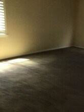 5635 Meadow Brook Way in Marysville, CA - Building Photo - Building Photo