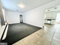 1424 S Governors Ave