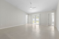 2 Pebble Wood Ln in Palm Coast, FL - Building Photo - Building Photo