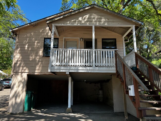 2847 Coloma St, Unit A in Placerville, CA - Building Photo - Building Photo
