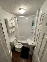 80 Revere St, Unit 3 in Boston, MA - Building Photo - Building Photo