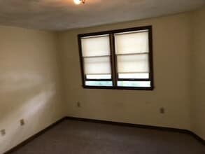 101 Vine St, Unit #1 in Saugus, MA - Foto de edificio - Building Photo