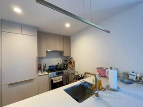 3 Ct Square W in Queens, NY - Building Photo - Building Photo