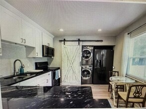 9725 Alsobrook Ave in Riverview, FL - Building Photo - Building Photo