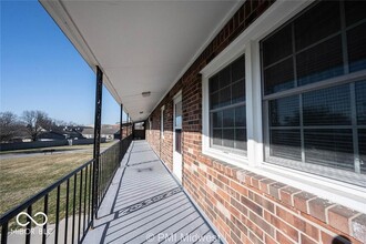 140 Maple Park Dr in Westfield, IN - Building Photo - Building Photo