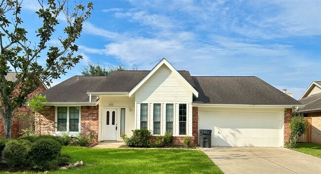 property at 2127 Greencove Ln
