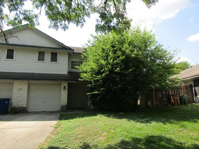 property at 8508 Apple Carrie Cove