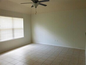 8928 Holliday Ln in Aubrey, TX - Building Photo - Building Photo