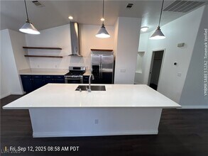 8709 Wintry Garden Ave in Las Vegas, NV - Building Photo - Building Photo