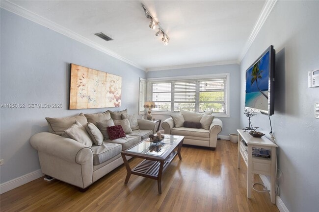 36 Almeria Ave in Coral Gables, FL - Building Photo - Building Photo