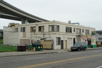 3408 Martin Luther King Jr Way in Oakland, CA - Building Photo - Building Photo