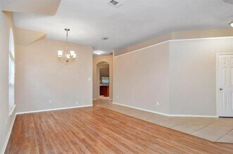 5212 Westheimer Rd in Fort Worth, TX - Building Photo - Building Photo