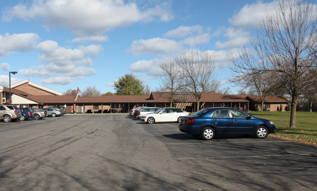 The Claremount Apartments 62+ in Clarence, NY - Building Photo - Building Photo