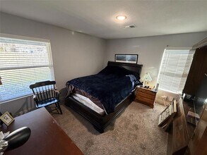 809 Sussex Dr in Austin, TX - Building Photo - Building Photo