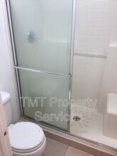 8587 New Island Way in Sacramento, CA - Building Photo - Building Photo