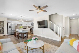 302 Quail Dove Ave in Henderson, NV - Building Photo - Building Photo