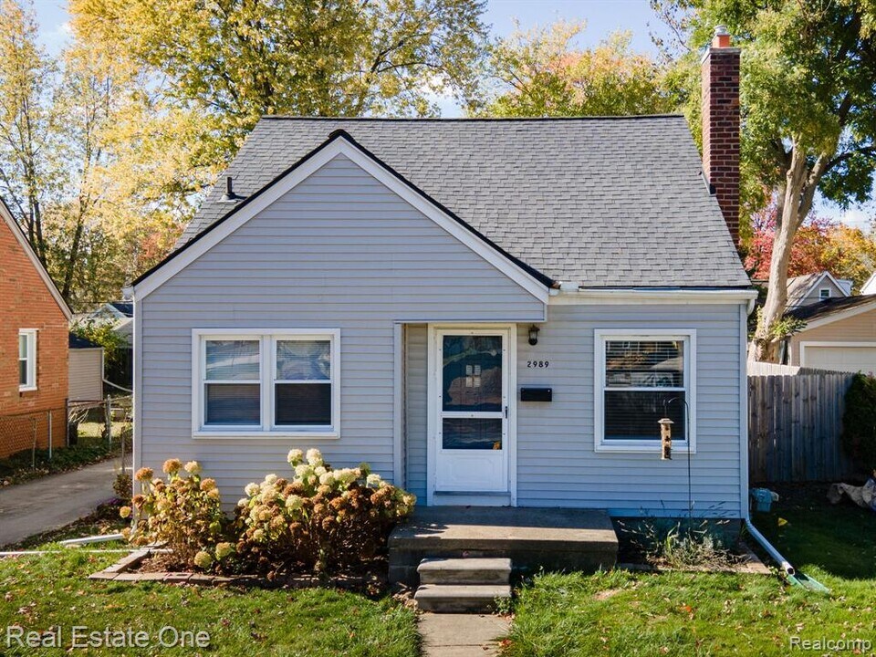 2989 Cummings Ave in Berkley, MI - Building Photo