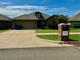 3822 Mistwood Pl in Norman, OK - Building Photo