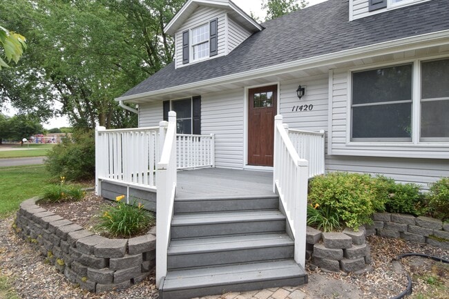 11420 Terrace Rd NE in Blaine, MN - Building Photo - Building Photo