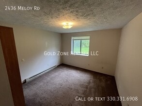 2436 Meloy Rd in Kent, OH - Building Photo - Building Photo