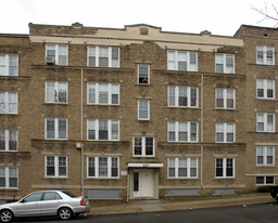 200 Oak St Apartments