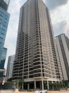 property at 360 E Randolph St
