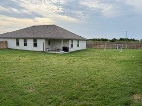 2700 Sherco Rd in Lorena, TX - Building Photo - Building Photo