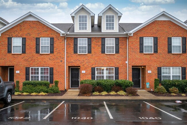 1040 Wolves Den Pl, Unit (Daniel’s Place) in Murfreesboro, TN - Foto de edificio - Building Photo