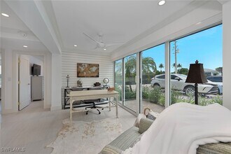 1950 Gulf Shore Blvd N in Naples, FL - Building Photo - Building Photo