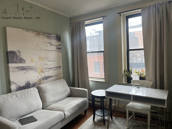 21 Henchman St, Unit 3F