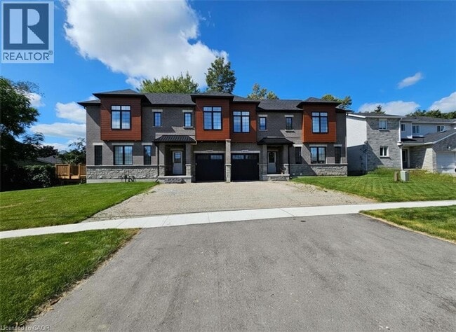 1436 Franklin Blvd in Cambridge, ON - Building Photo - Building Photo