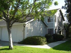 331 Windjammer Cir in Chula Vista, CA - Building Photo