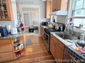 34 Leonard St, Unit #2 in Somerville, MA - Building Photo