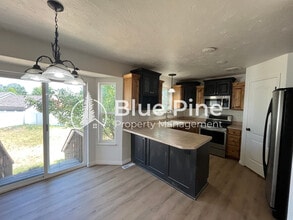 5231 Clearfield Ln in Idaho Falls, ID - Building Photo - Building Photo