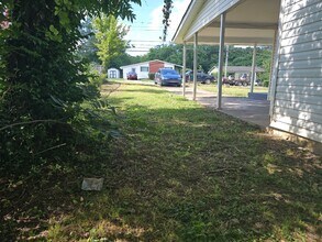 2407 Medaris Rd NW in Huntsville, AL - Building Photo - Building Photo
