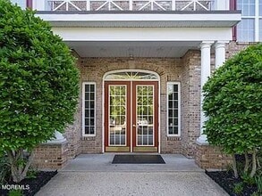 232 Sophee Ln in Lakewood, NJ - Building Photo - Building Photo